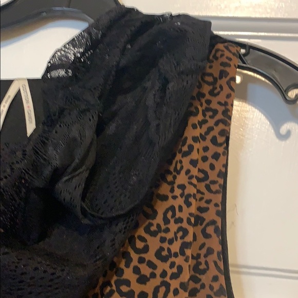 Leopard print with black lace overlay dress - Picture 6 of 10